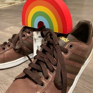 🍀🌈SALE Adidas Derby Men Sz 8.5 shell top sneaker
